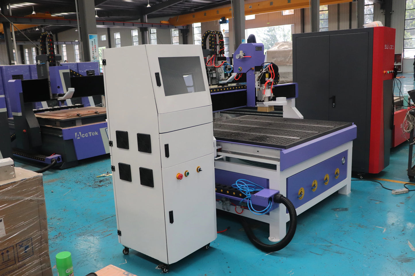 3 Axis Ballscrew Transmission ATC CNC Wood Router 1200*1200mm Carpentry Advertising Industrial Machinery Alumiunm PVC Tool