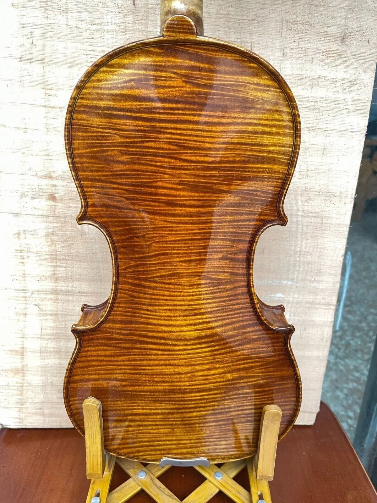 4/4 handmade violin fabulous tone aged wood nice flamed maple back with case