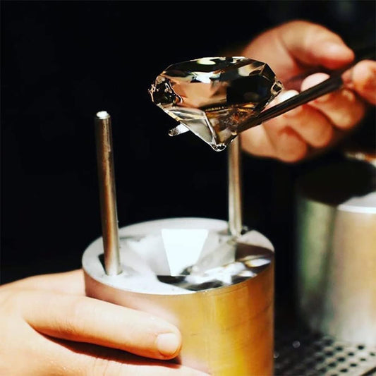 ANTNX Ice Cube Mold Diamond Shape Making Mold is Automatically Pressed into Shape, Suitable for Whiskey Cocktails, and can be reused