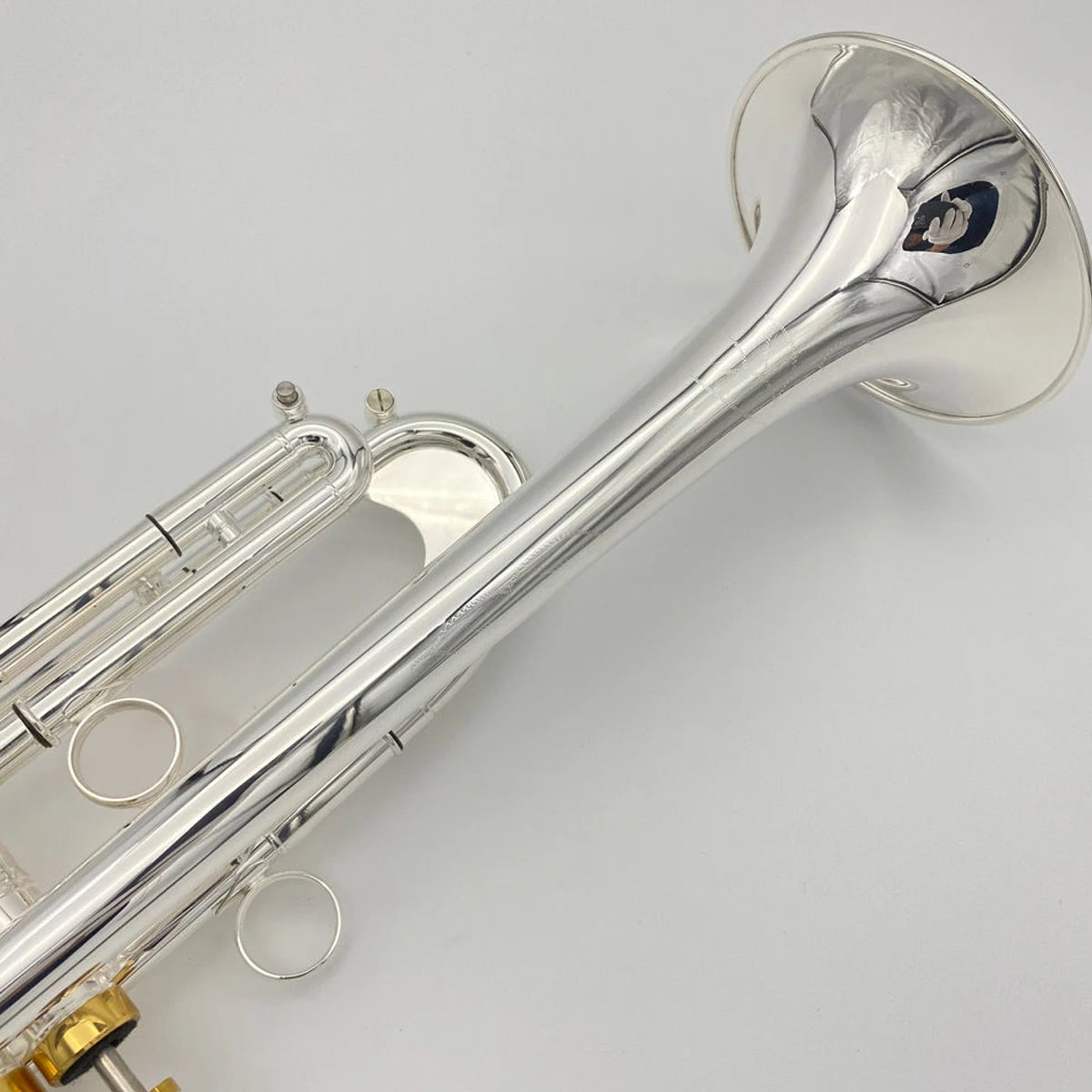 MMOOKA B-flat professional trumpet brass silver-plated gold-plated buttons streamlined weighted three-tone trumpet instrument horn