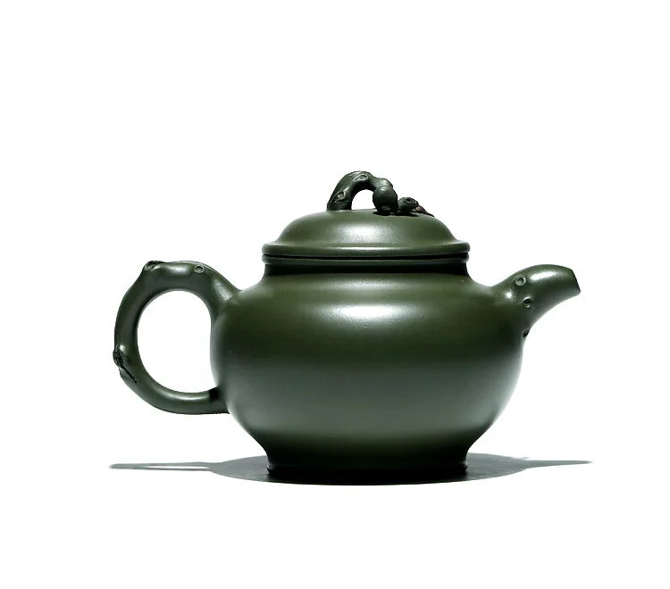 【 Changtao 】 Yixing Original Mine Purple Clay Pot Tea Jiang Yaping Handmade Flower Tool Ink Green Mud Squirrel Grape 310cc