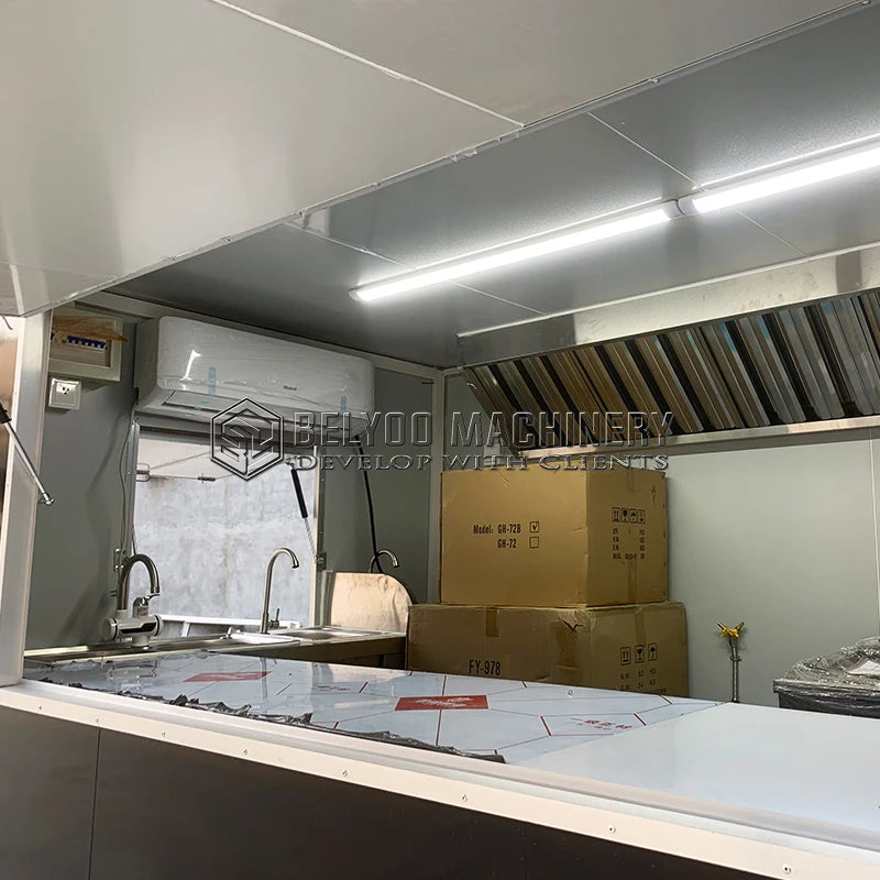 Customized Fast Food Trailer Dot Hot Dog Pizza Burger Mobile Food Truck Outdoor Street Kitchen Restaurant Trailer for Sale