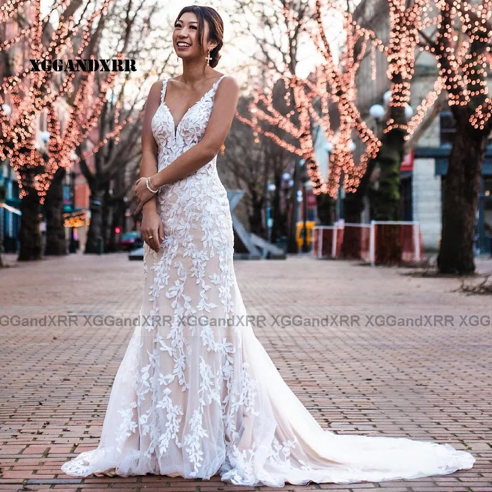 Elegant Mermaid Lace Wedding Dress 2023 V Neck Illusion Back Chapel Train Long Bridal Gown Woman Bride Formal Party Wear Pink