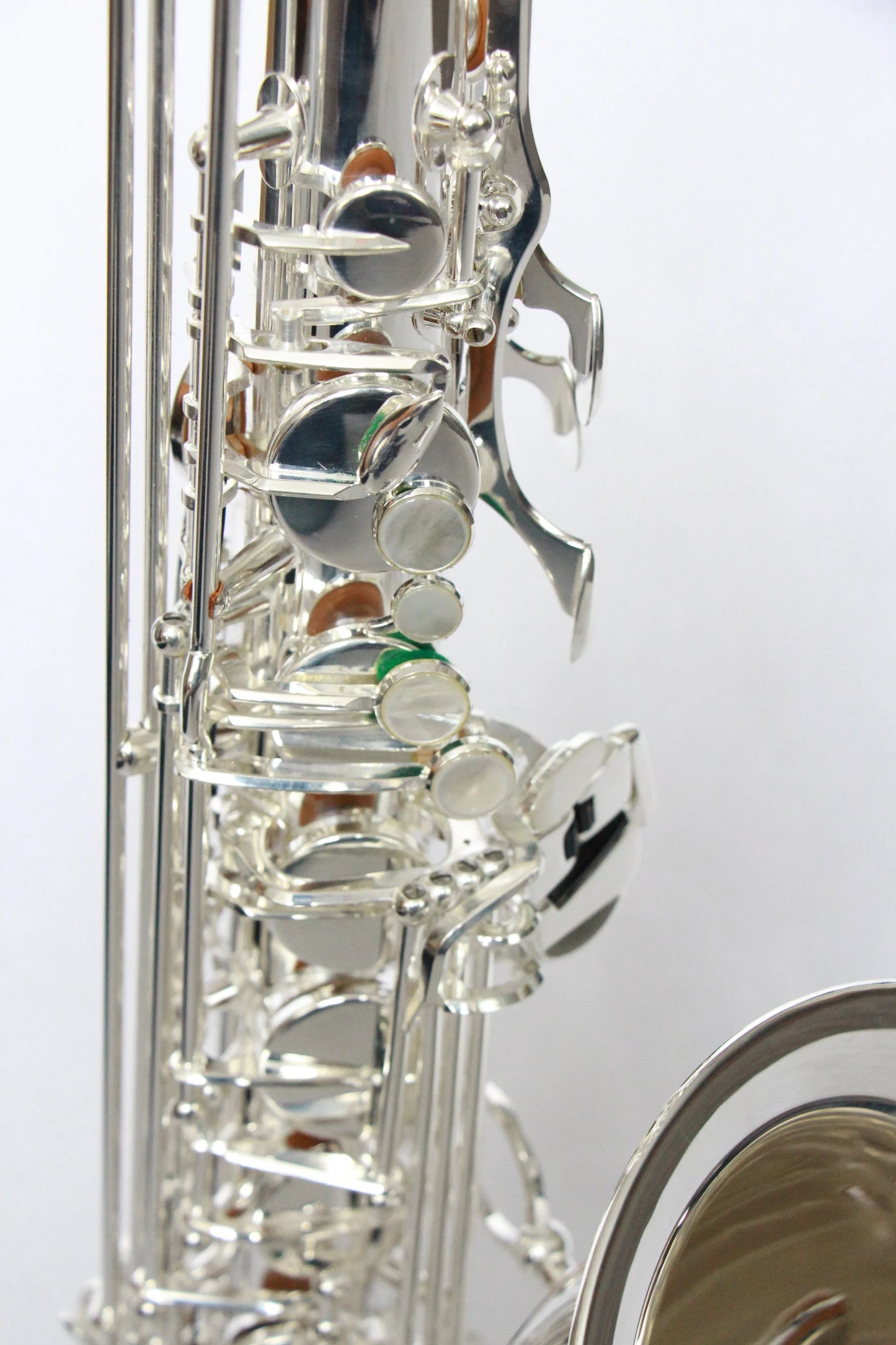Factory price wholesale tenor saxophone professional brass body silver plated chinese saxophone tenor