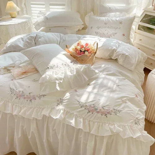 Four-Piece Set Light Luxury Flower Embroidery Cotton Home Textile Bedding Ruffled Bed Skirt Heat Preservation Solid Color 1.8M