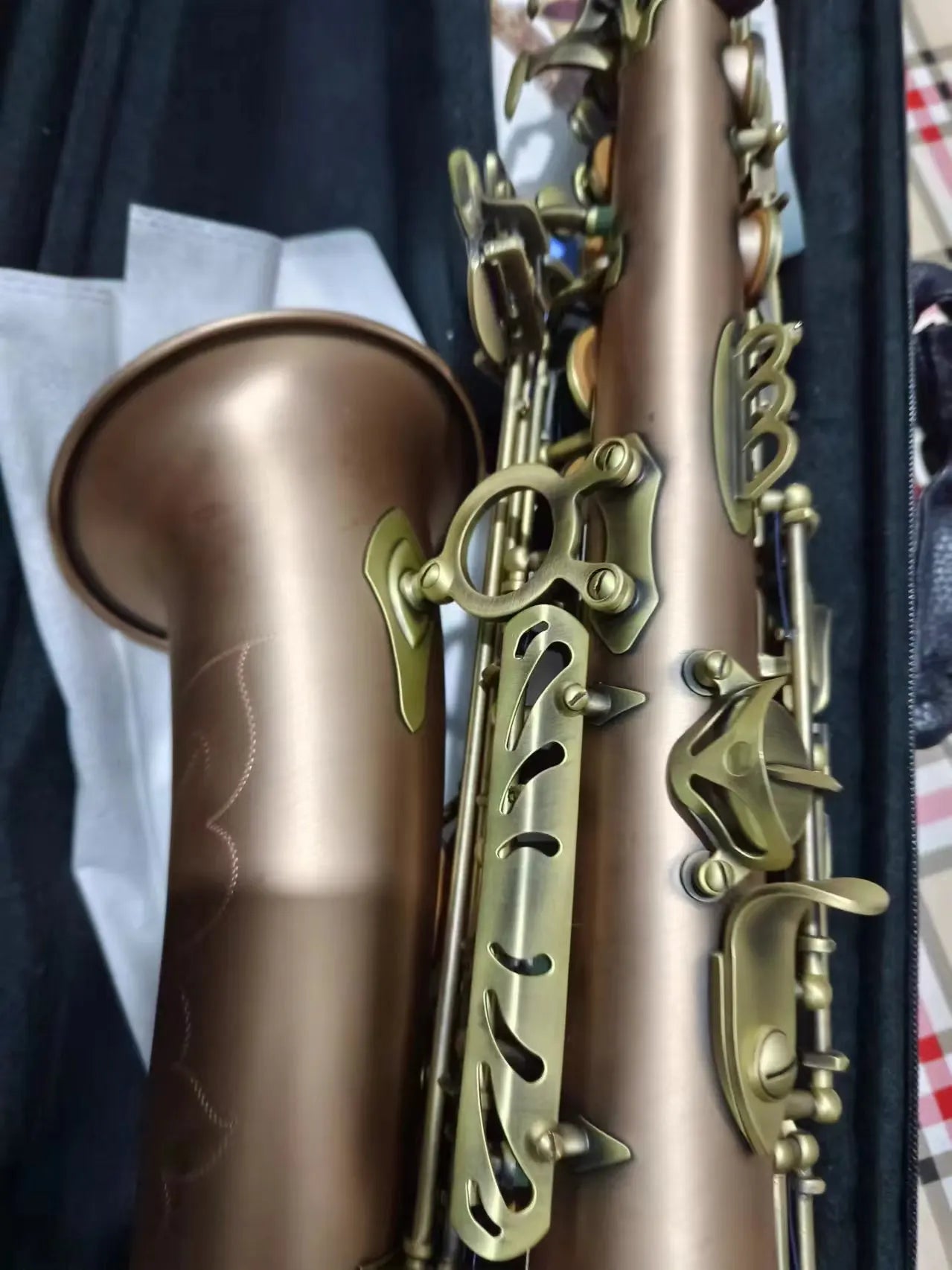 France SAS-R54 Alto Saxophone Eb Tuner Antique Plated .Phosphorus copper material .Professional Woodwind With Case Accessories