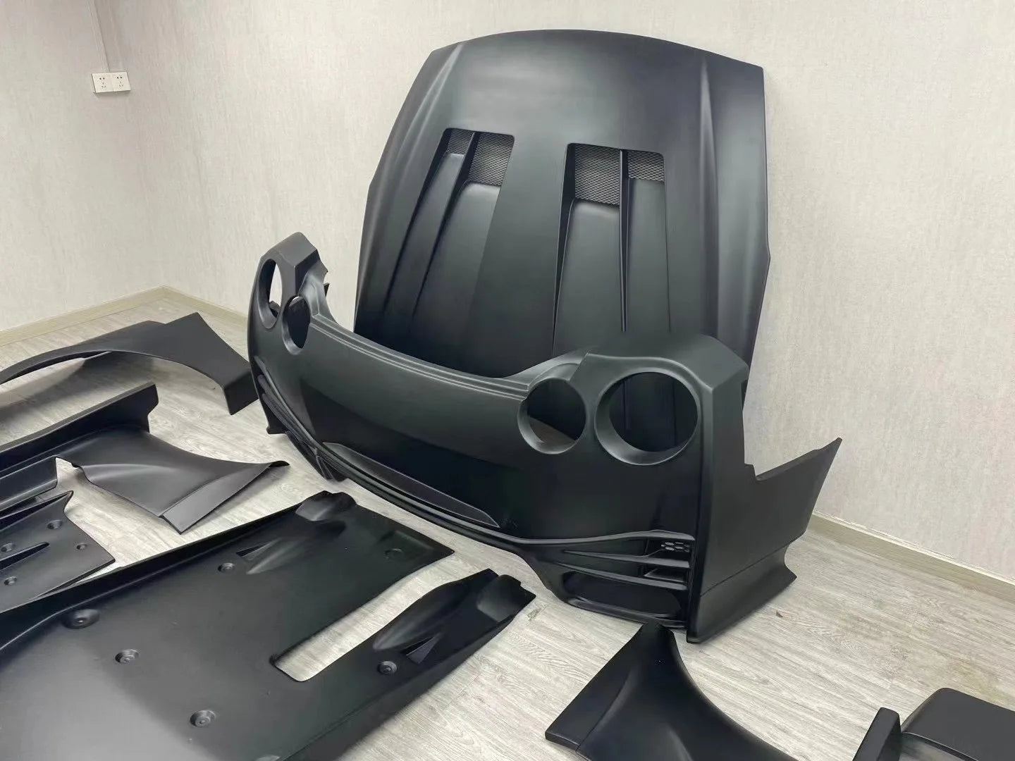 GTR car body kit liberty walk V3 LB wide body kit bumper for Nissan GTR35 GT-R35