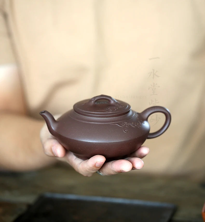 Monohydrate hall yixing undressed ore pure manual recommended lingyun purple clay pot of 320 ml flexibly moire figure