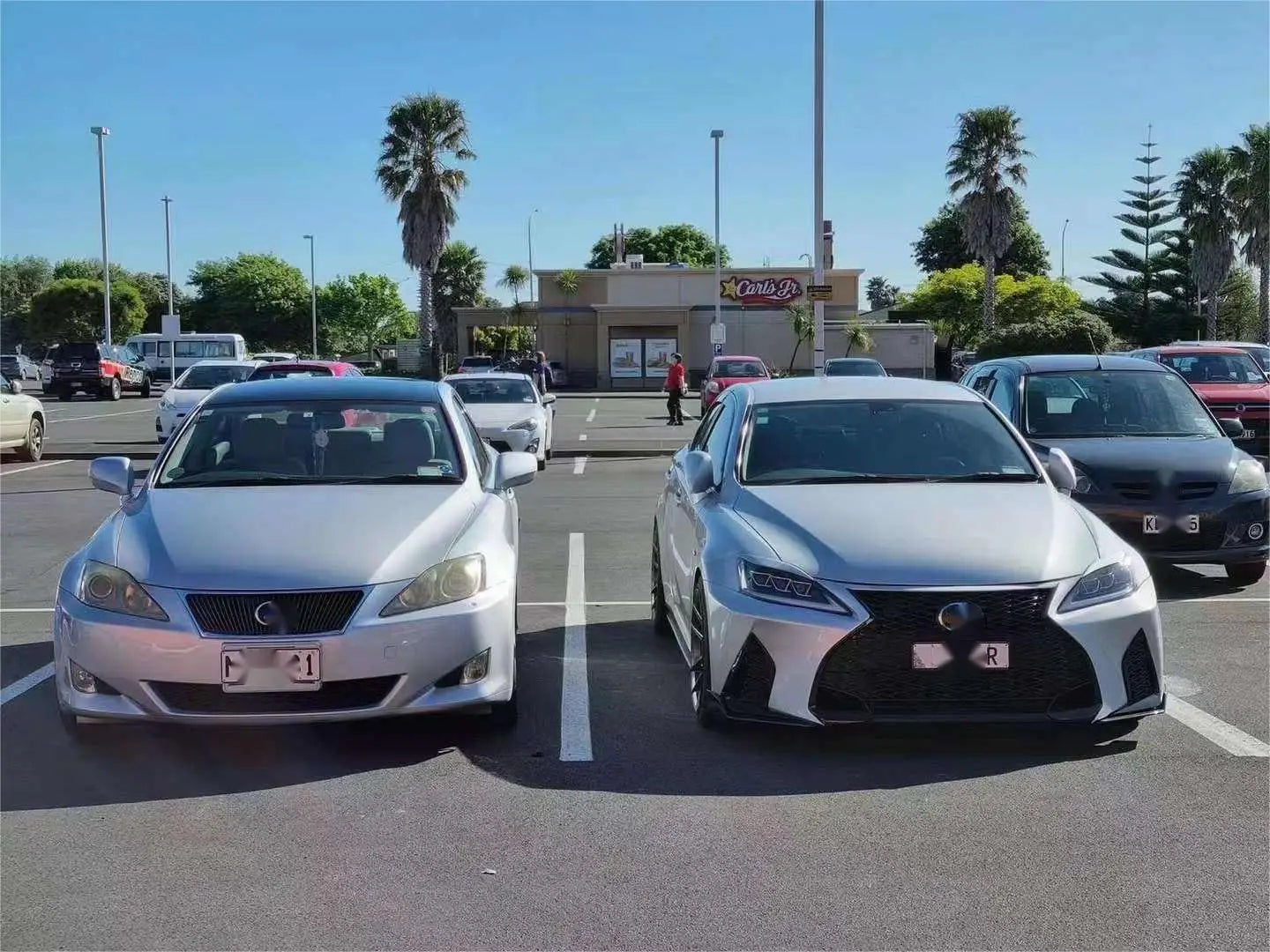 It is suitable for Lexus RX270NX200ES200IS200 old model upgrade to new RX300 RX350 front bar center screen headlights rear bar t