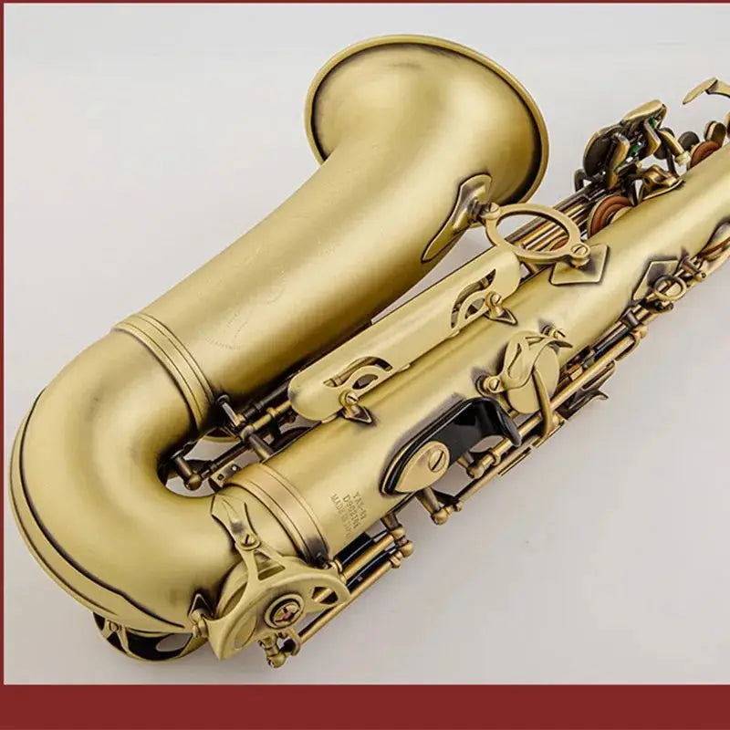 Japanese YAS 62 alto saxophone retro technology Wind instrument brass manufacturing full set of accessories real-time photograes