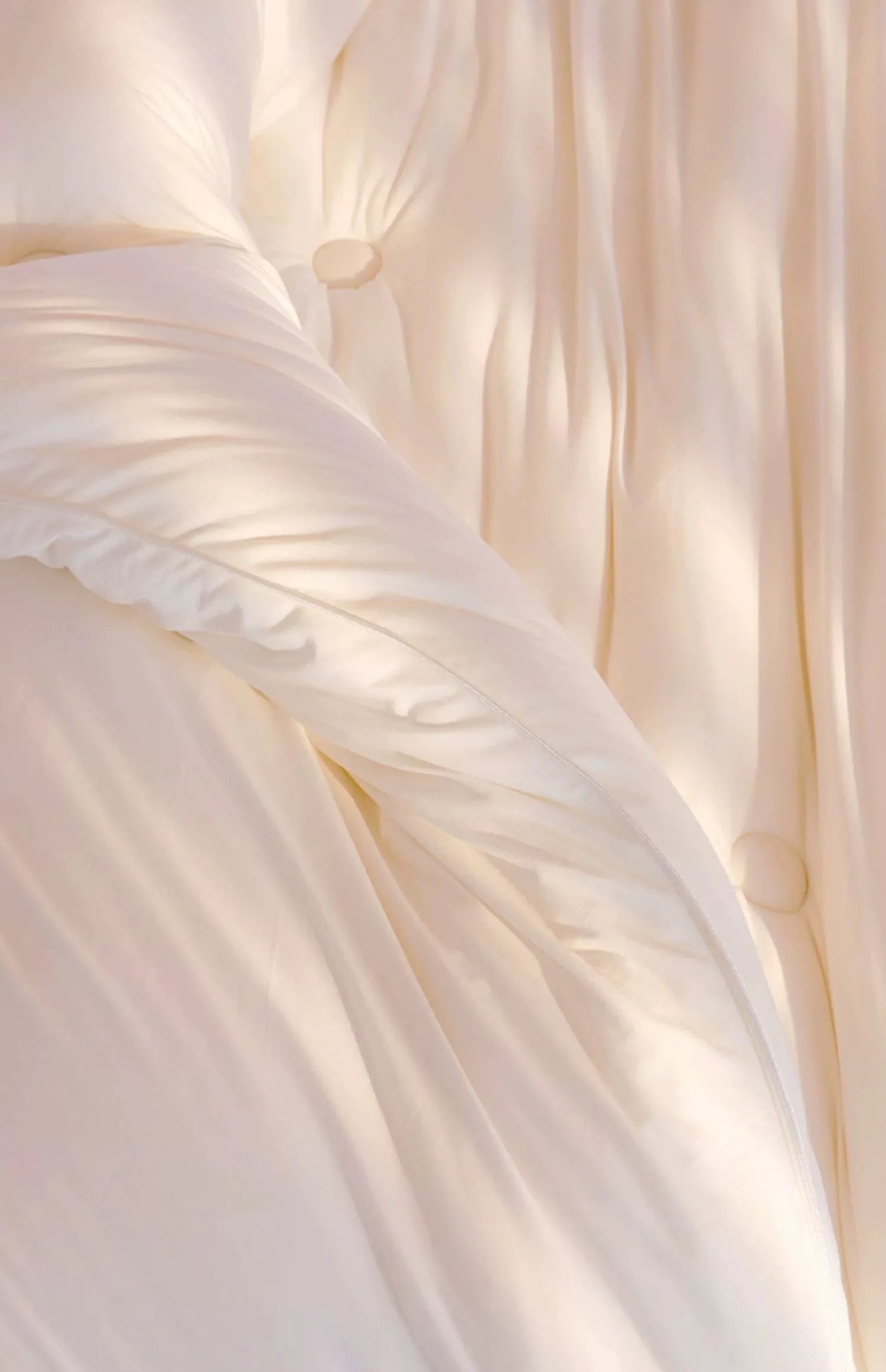 & Luxury new quilts of the season, down soybean protein fiber, autumn and winter bedding, thickened core, universal for all season Luxury new quilts of the season, down soybean protein fiber, autumn and winter bedding, thickened core, universal for all