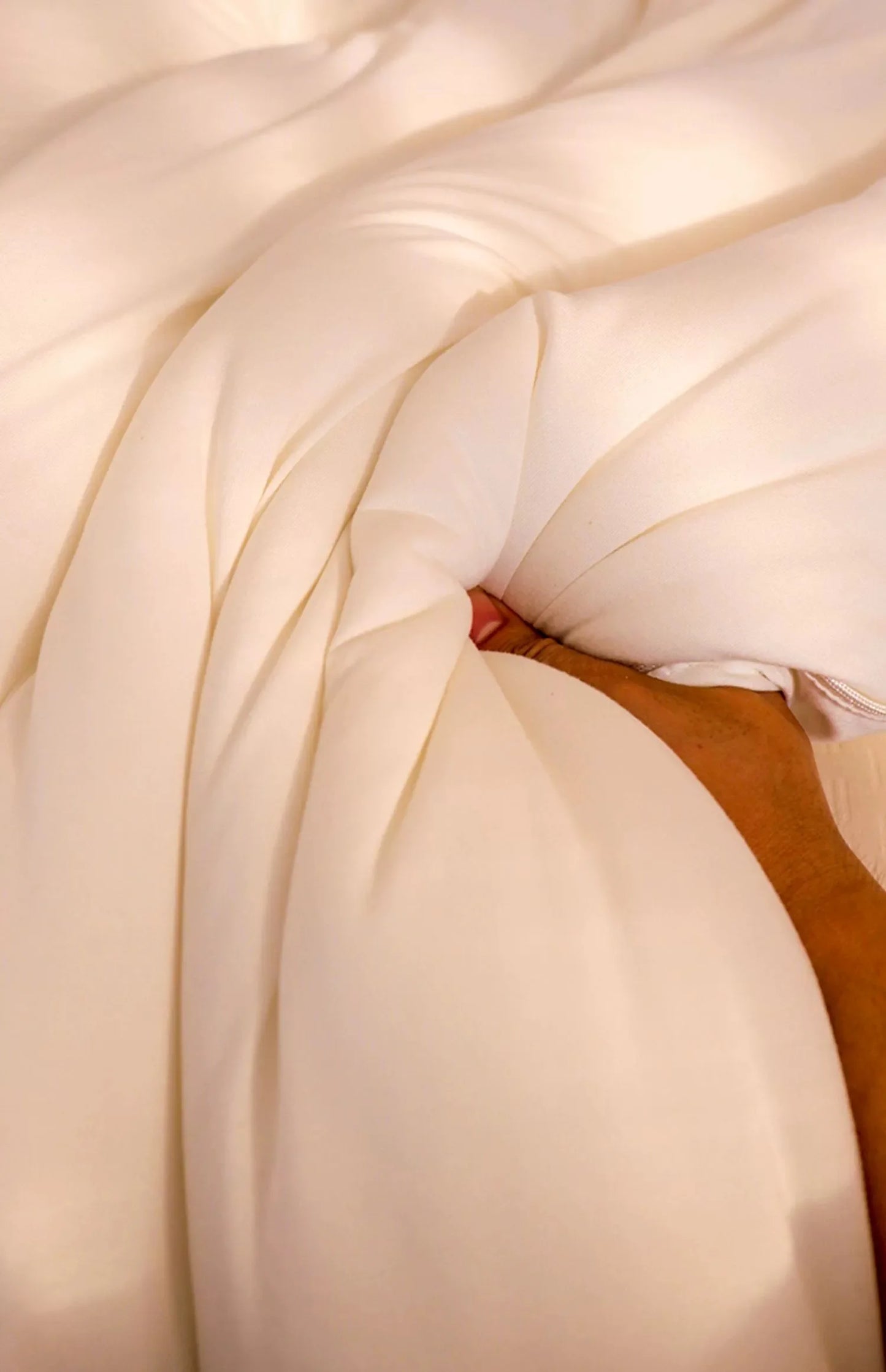 & Luxury new quilts of the season, down soybean protein fiber, autumn and winter bedding, thickened core, universal for all season Luxury new quilts of the season, down soybean protein fiber, autumn and winter bedding, thickened core, universal for all
