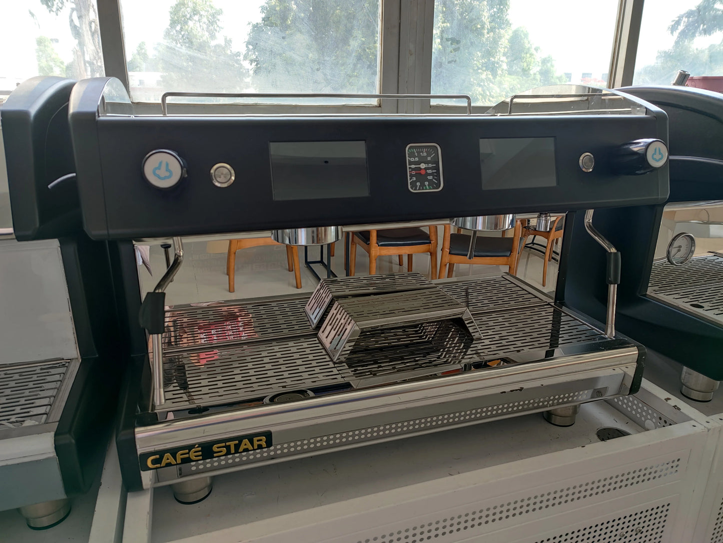 Multifunctional smart coffee machine coffee cup making machine