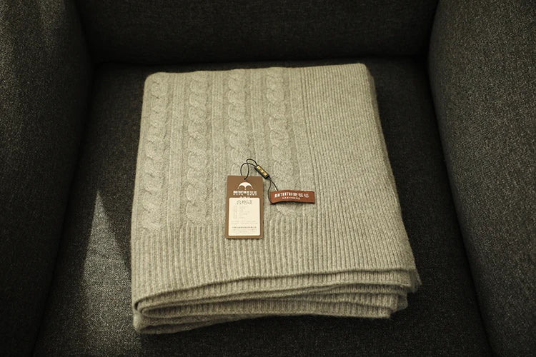 Nordic pure cashmere blanket bed leisure blanket pure color small twisted flower soft skin-friendly moisture-proof winter warm