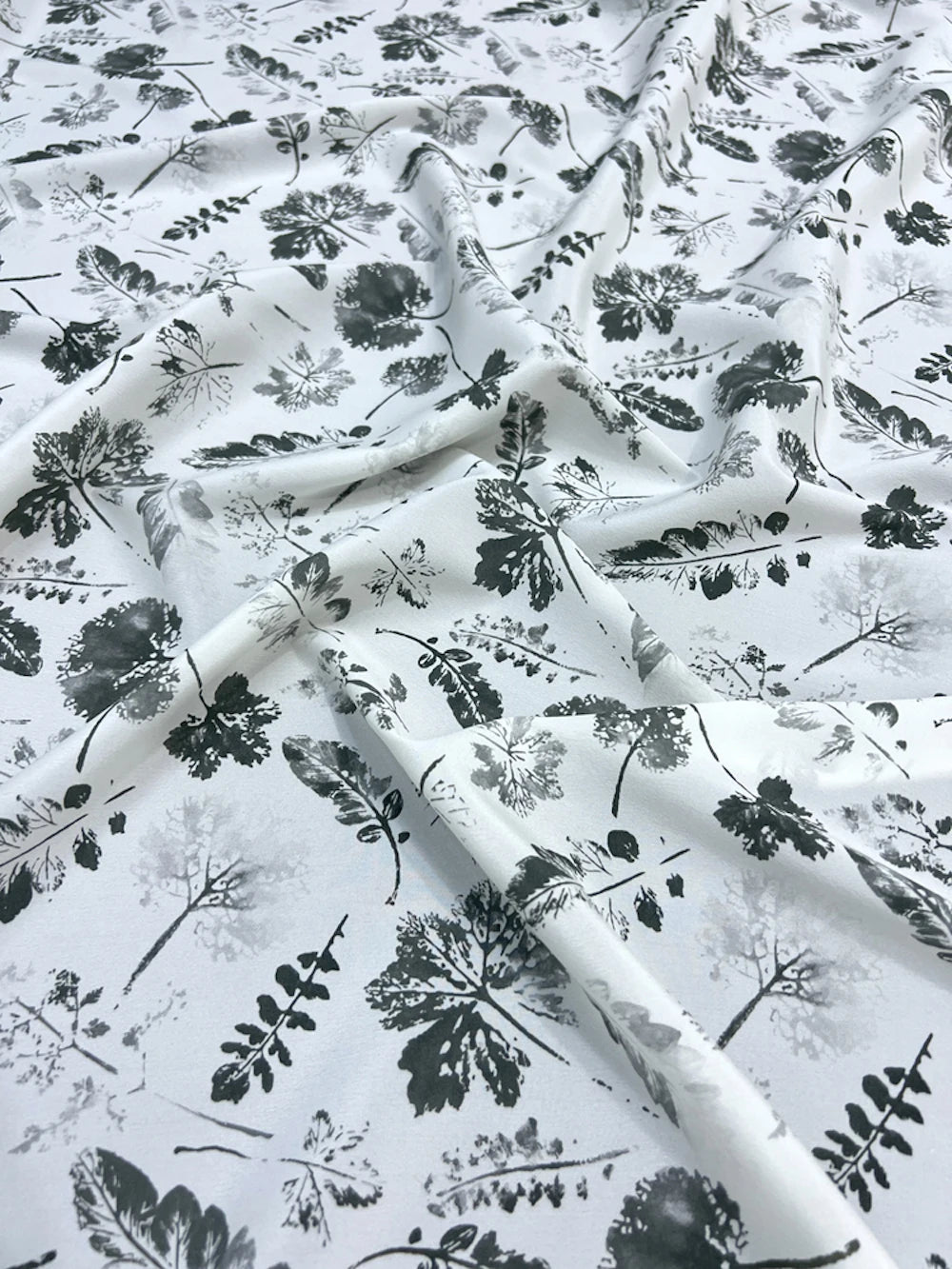 Printed Silk Stretch Crepe Fabric 18momme Width 140cm 100% Pure Silk Material For Shirt And Dresses Wholesale 2374