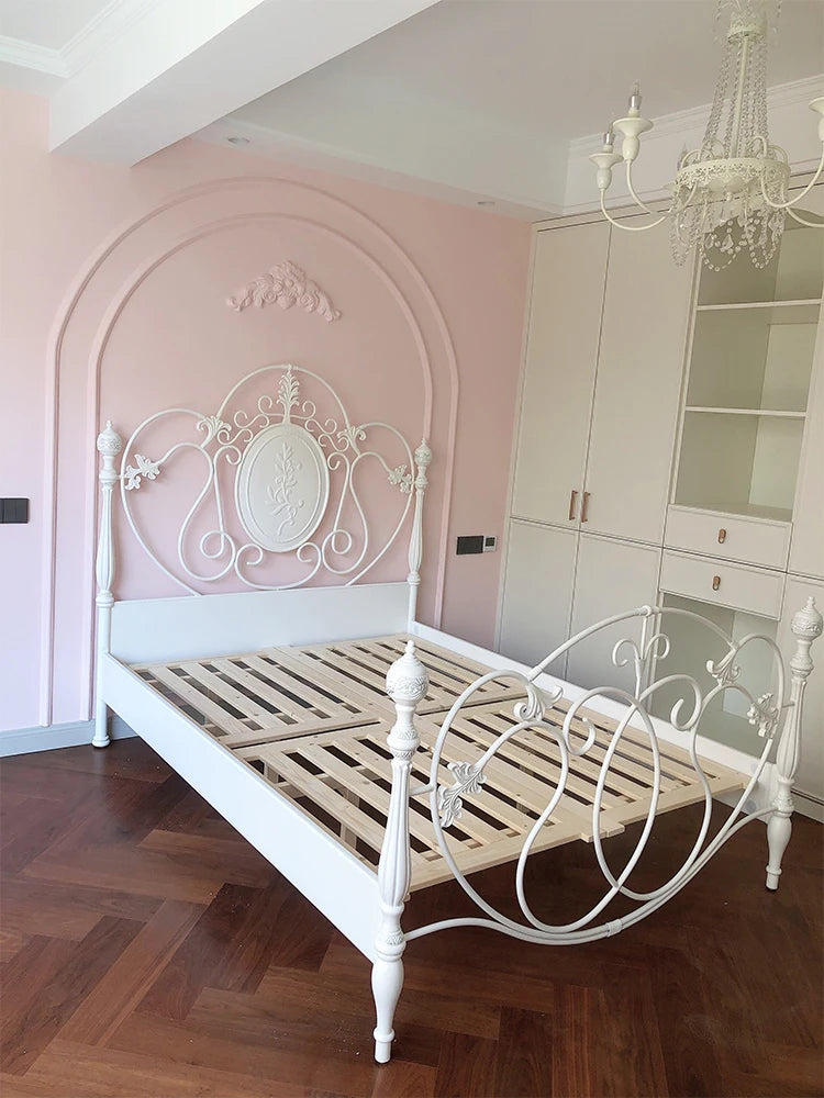 Rustic Princess Bed 1.5m Children Light Luxury Girl Cloud Wrought Iron Vintage Bed