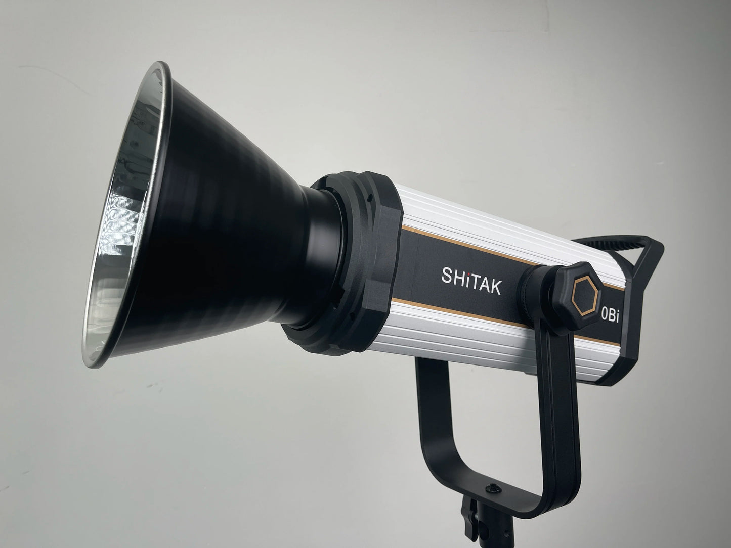 MMOOKA New M500 Bi Color 500w Holdable Daylight Balanced Led Video Light Kit for Professional Photo and Tikok