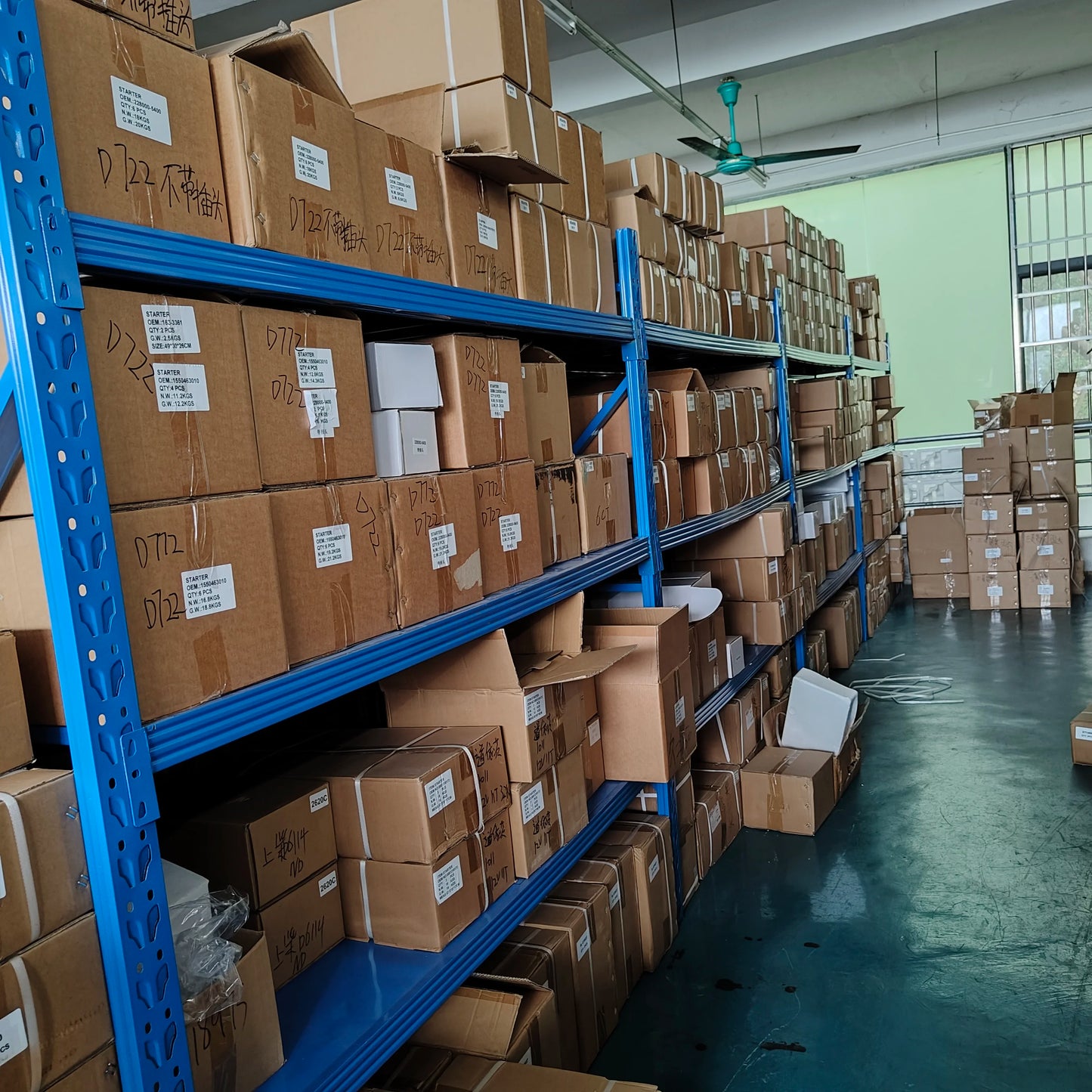 6698551 V3800 Engine Exhaust Manifold for bobcat S770