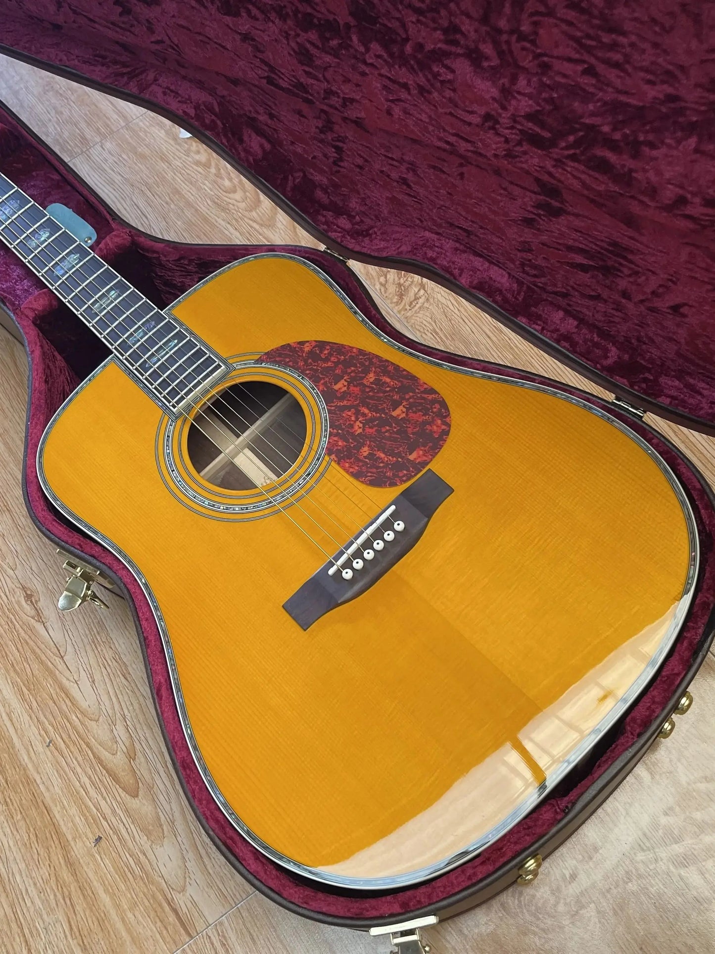NEW 41-inch D45 series all solid wood side yellow black acoustic guitar plus with hard case 07.05