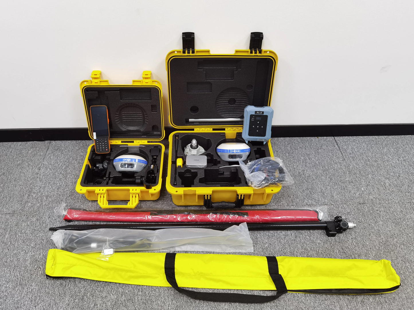 ANTNX RTK I83/X7 Gps Gnss for Land Surveying Built-in Transceiver Radio Receiver Software with LCD Display and Switchable Language ANTNX.COM