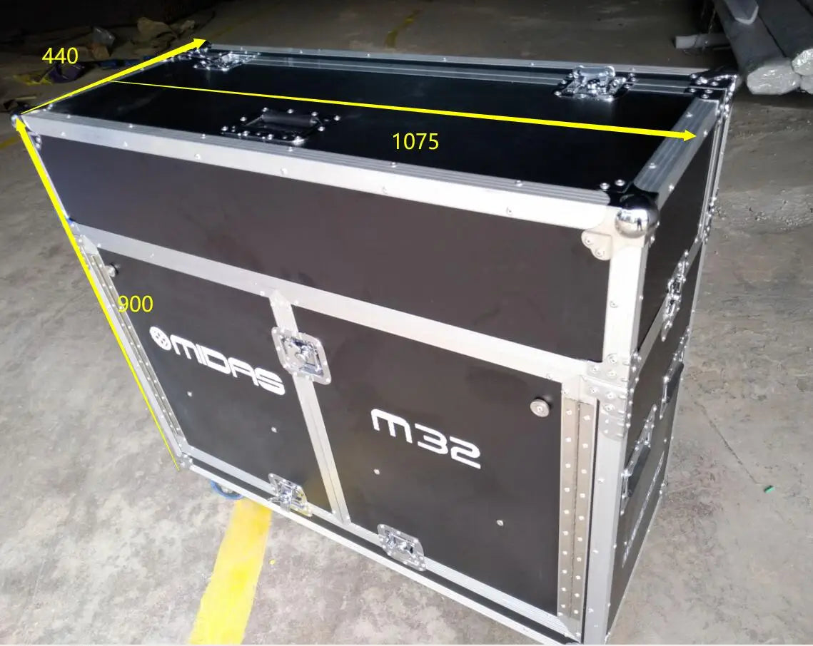 Sgaier Flight Case for Midas M32 Mixer