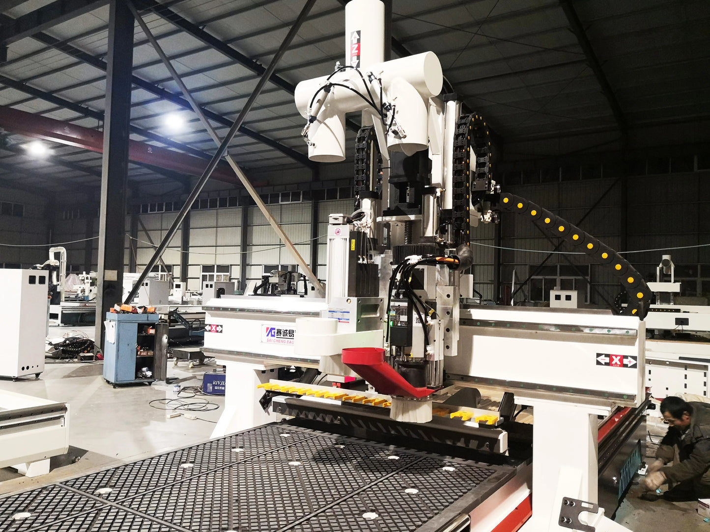 Small 3D Cnc Router Engraving Machine 1328 Tool Change Spindle And Row Drilling Straight Line Machine For Wood