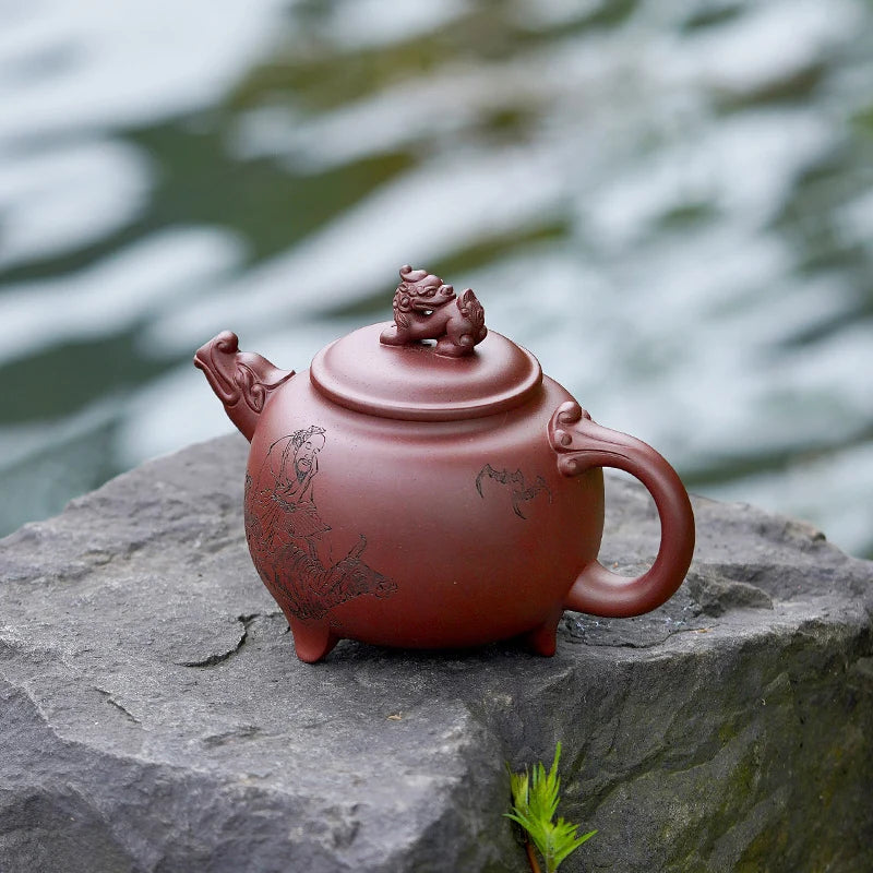 【Tao Yuan】Chinese Workers Teamed up with Yixing Taojian Handmade Purple Clay Pot Purple Clay Longyin Yi Guofeng Carving460cc