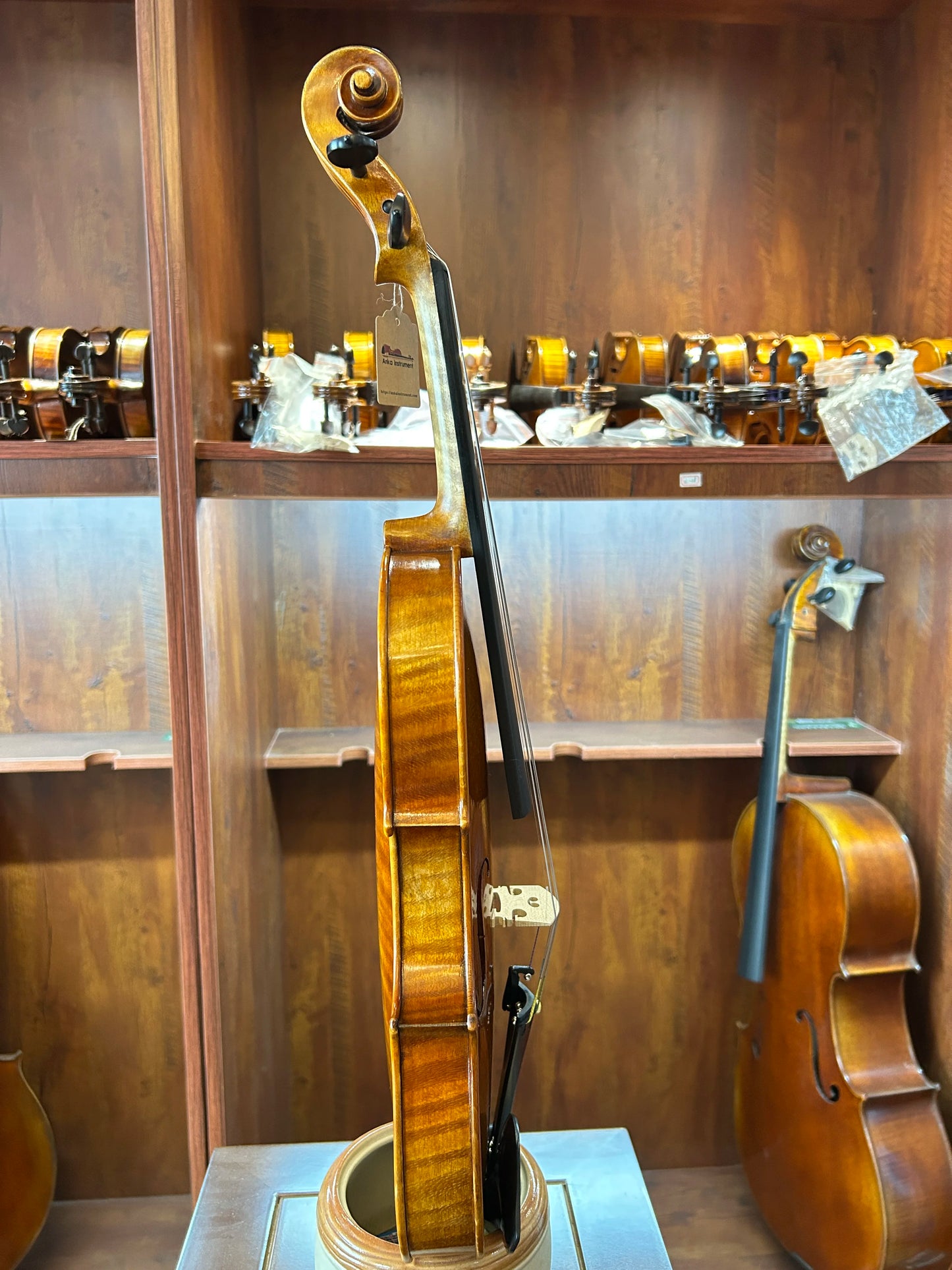 Violin instruments Stradivari model violin Flame handmade violin 바이올린 악기 Instrumentos violino Strumenti per violino ไวโอลิน