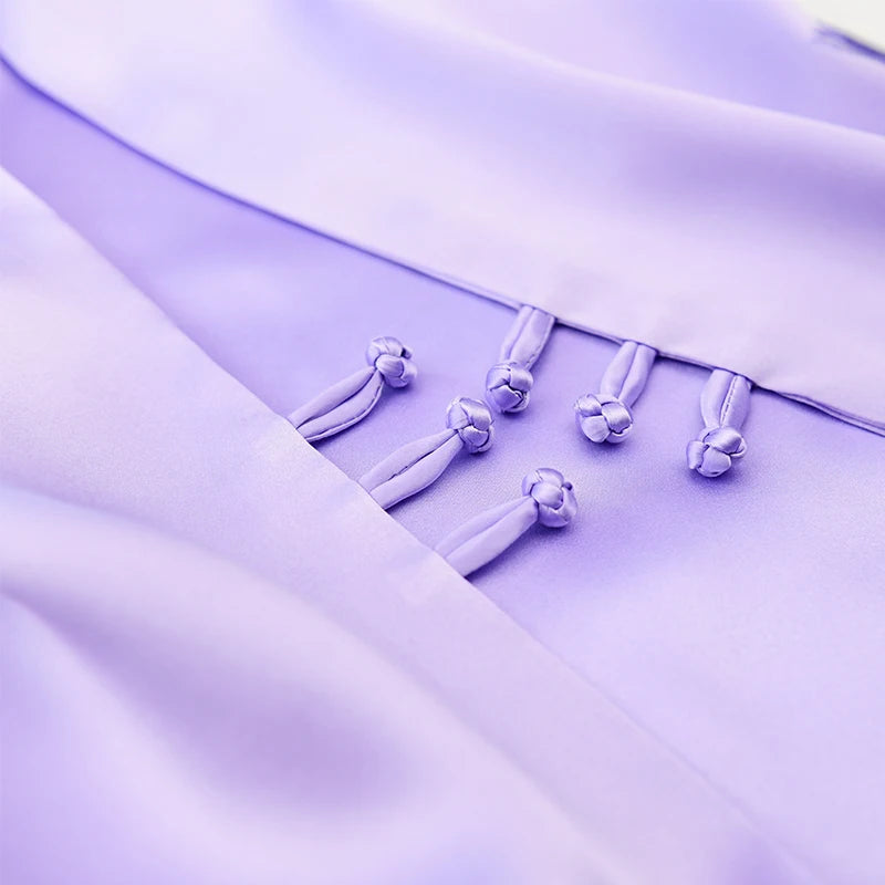 Xiuzhuang Self sells 2023 New Festival Gifts to Elderly Customers with Handmade Embroidered Silk Scarves and Shawls