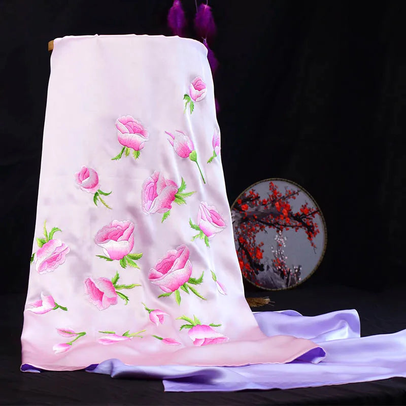 Xiuzhuang self sells 2023 new bride shawl cheongsam with ethnic style Suzhou embroidery scarf and scarf as a special gift