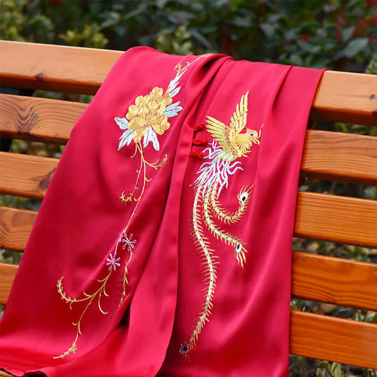 Xiuzhuang self sold new 2023 plate gold embroidered silk handmade embroidered shawl with Suzhou embroidery phoenix auspicious et