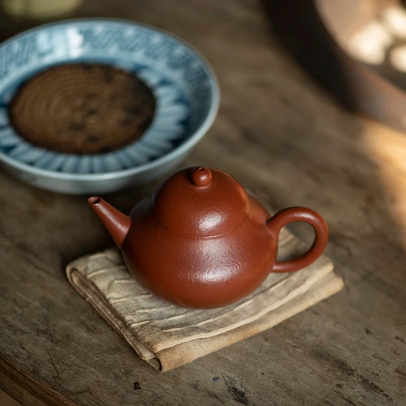 Yixing Purple Clay Pot Small Coal Kiln Dahongpao Xu Yuefeng Pure Handmade Pear Style Horizontal Capacity