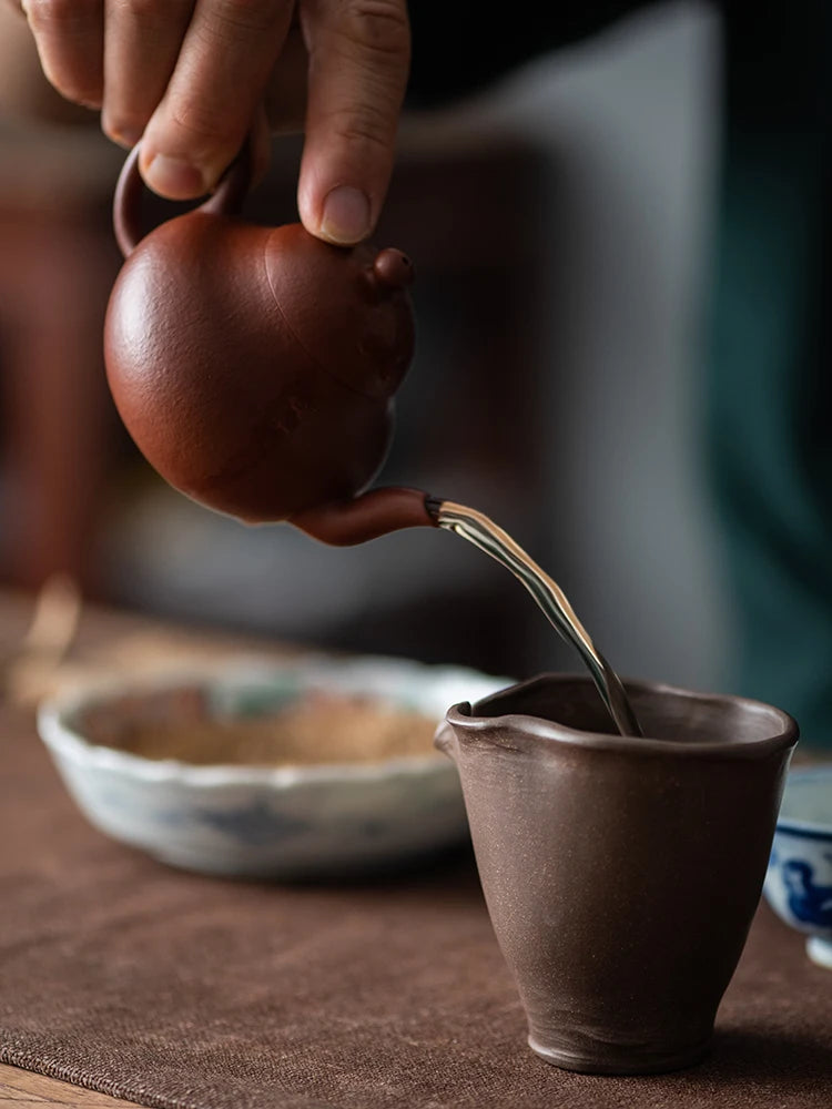Yixing Purple Clay Pot Tea Set Expert Xu Yuefeng Dahongpao Pear Peel, Red Mud, Pure Handmade Meng Chen Shaped