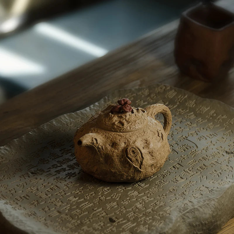 Yixing Zisha Teapot Handmade Raw Ore Old Segment Mud Gongchun Pot Single Teapot Chinese Household Bionic Zisha Teapot Tea Set
