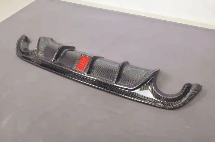 Automotive Parts Rear Bumper Lip For INFINITI Q50 2014-2017 Upgrade Carbon Fiber Rear Diffuser With LED