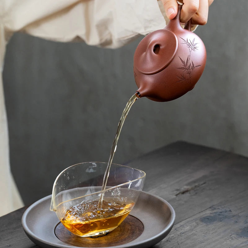 【 Changtao 】 Yixing Original Mine Purple Clay Pot Soaking Tea Pot, Yang Junbao Handmade Carved Bamboo Scenery Boat And Stone