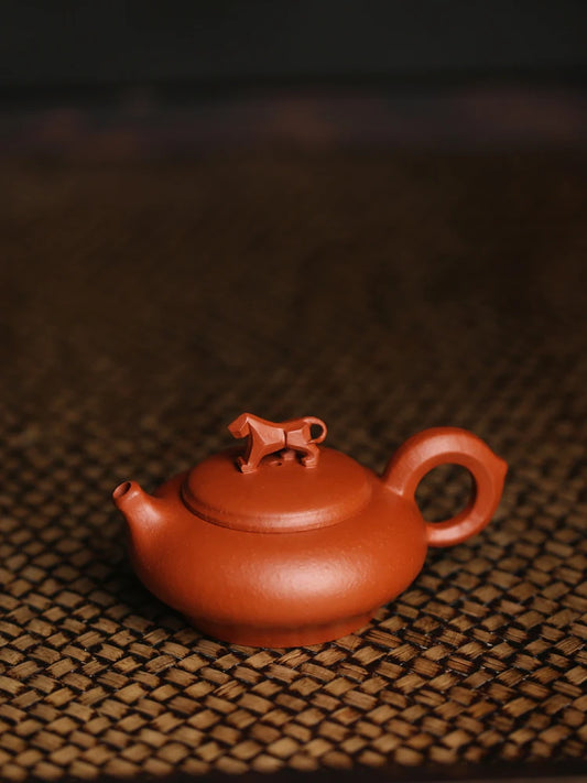 Chaozhou Handheld Lu Jianbo's "Lingrui" Creative Tiger Year Kung Fu Yixing Zisha Xiaochong Tea Pot