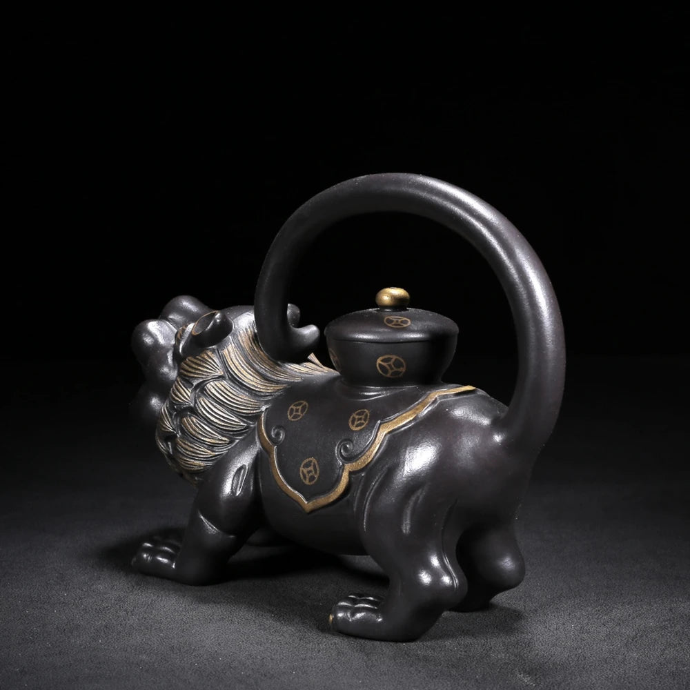 Chinese Yixing Zisha Clay Teapot  Lion Pot Chen Mingyuan 280ml