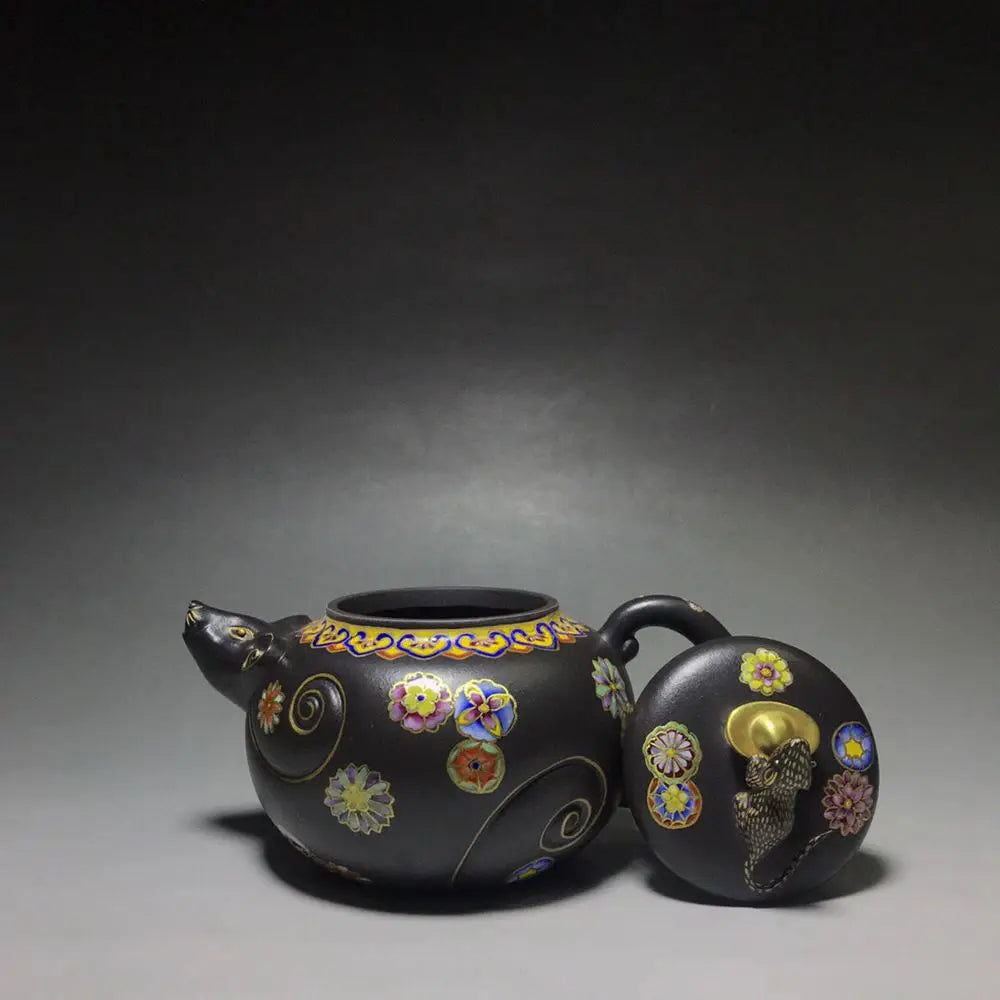 Chinese Yixing Zisha Clay Teapot  Rat Wealth Pot handmade by Chen Tao 320ml