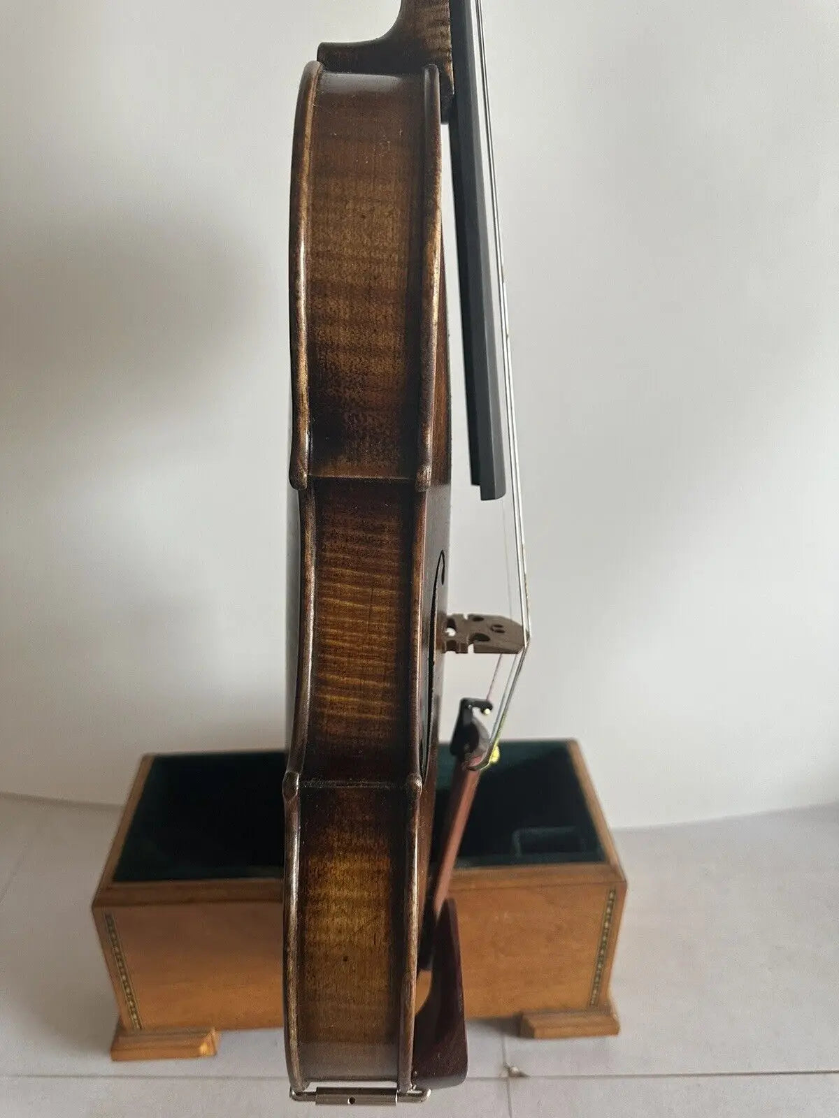 MMOOKA Click to enlarge Professional 4/4 Violin Guarneri Model flamed maple back spruce top handcrafted