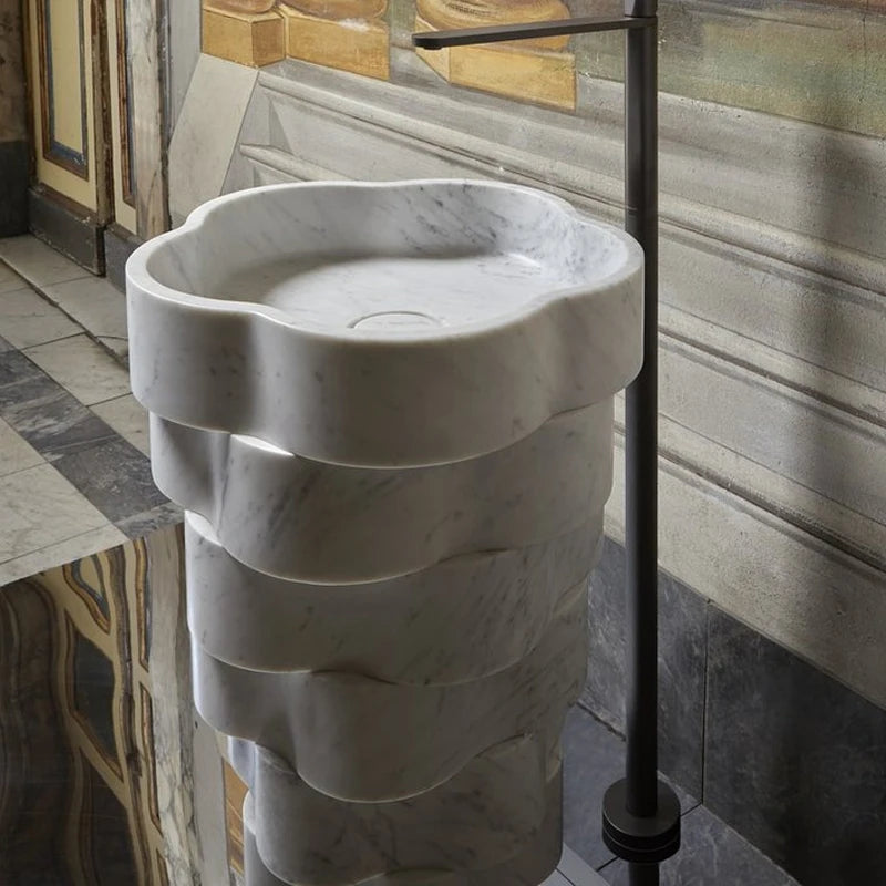 Column-integrated floor-standing carrara marble imperforate hotel art outdoor courtyard column washbasin