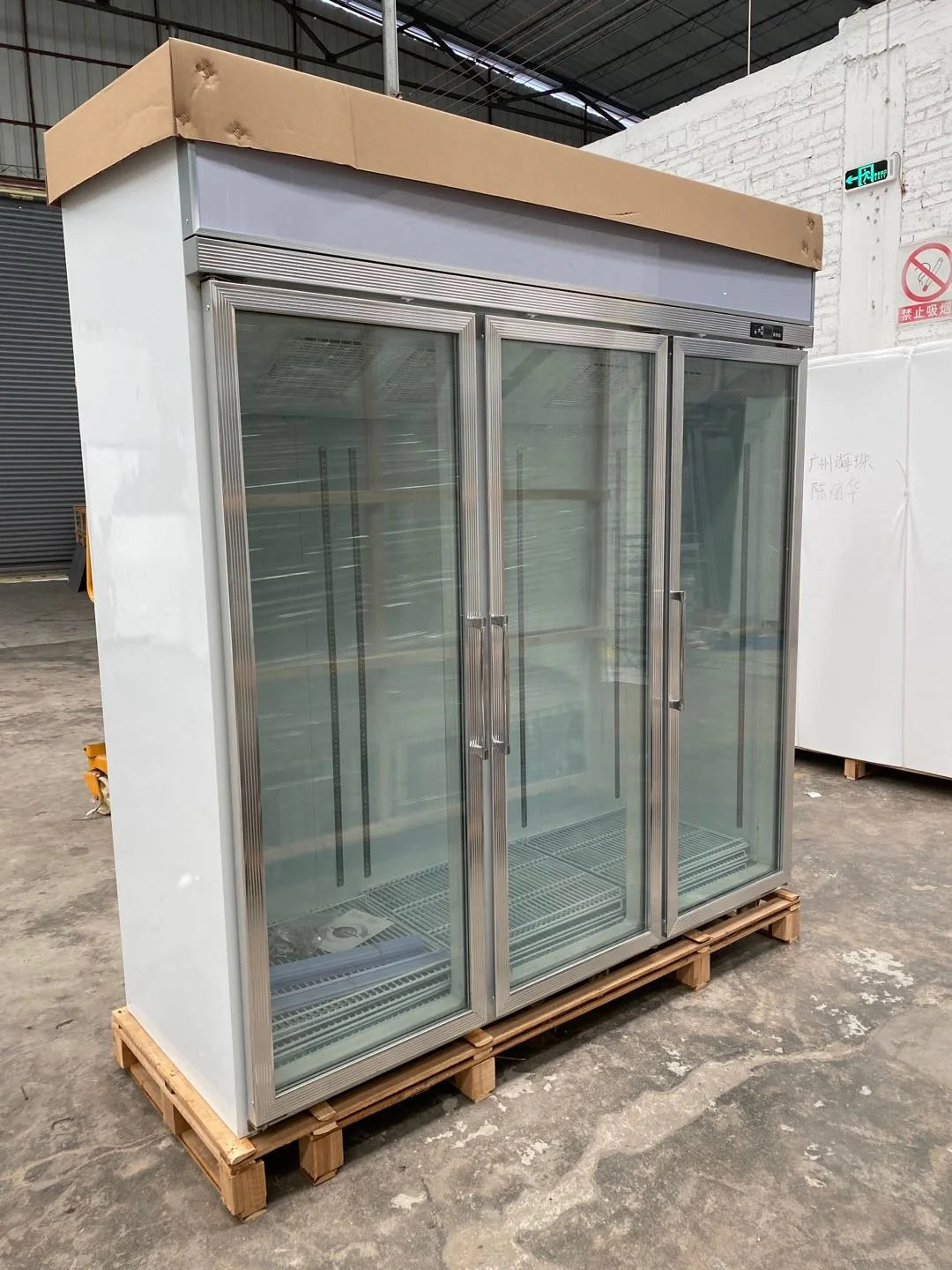 Commercial refrigerated fresh-keeping cabinet fruit and vegetable vertical freezer showcase