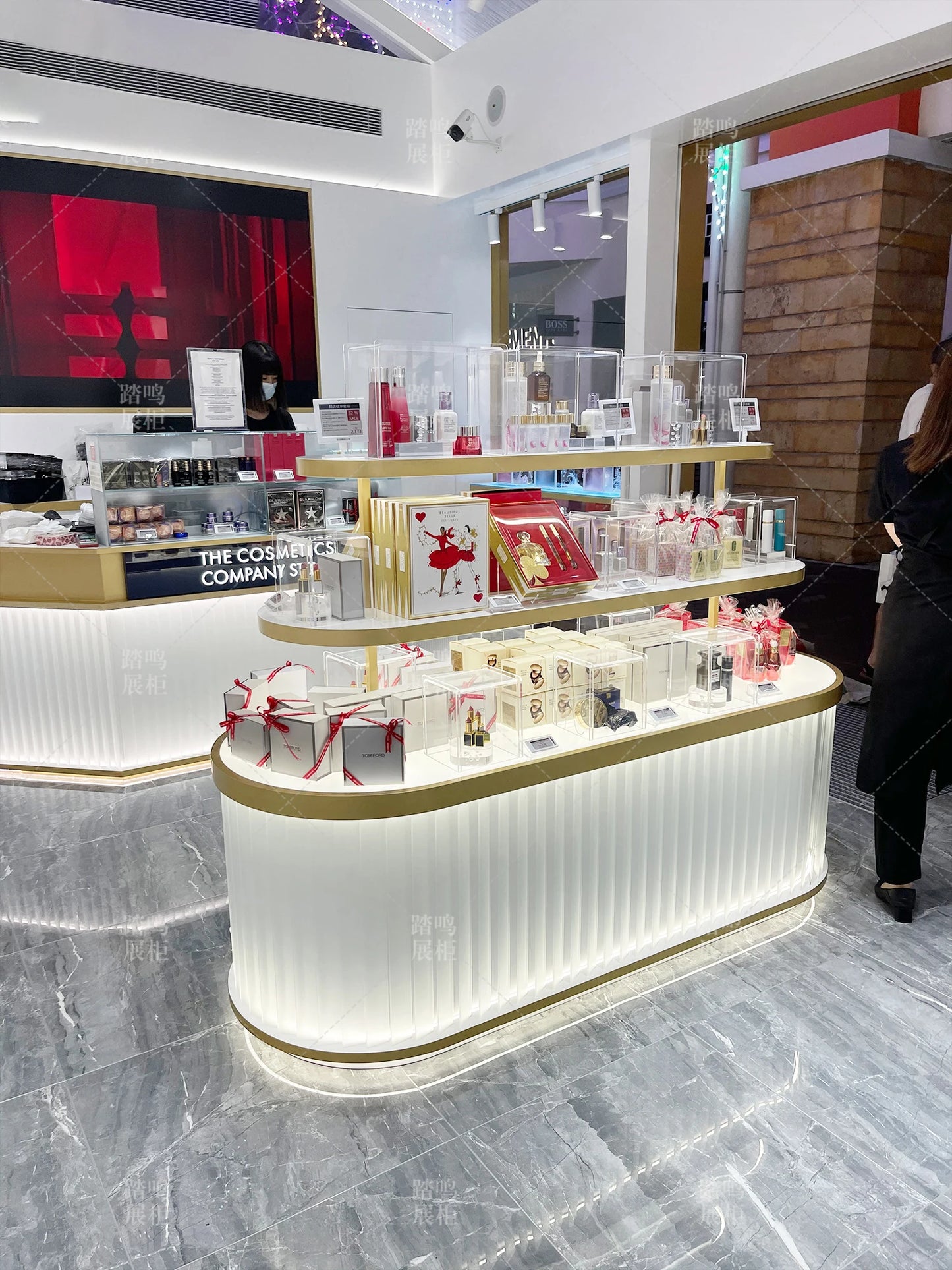 Cosmetics display cabinet, beauty salon cabinet, product display cabinet, high-end skin care products, manicure, island cabinet