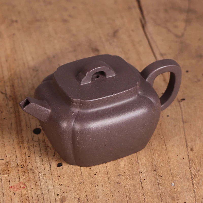 DE chang, yixing recommended pure manual undressed ore azure mud sifang Angle pot artist Fan Weiming all hand-made