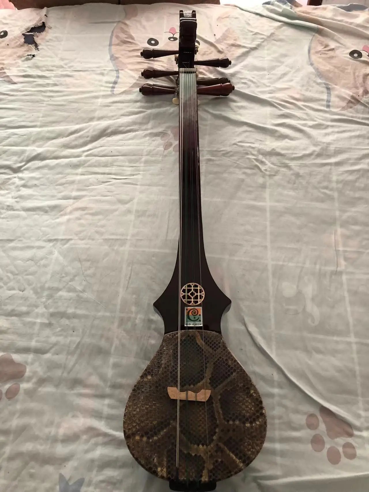 Dramyin 8-String Dragon Head Tibetan Musical Instrument