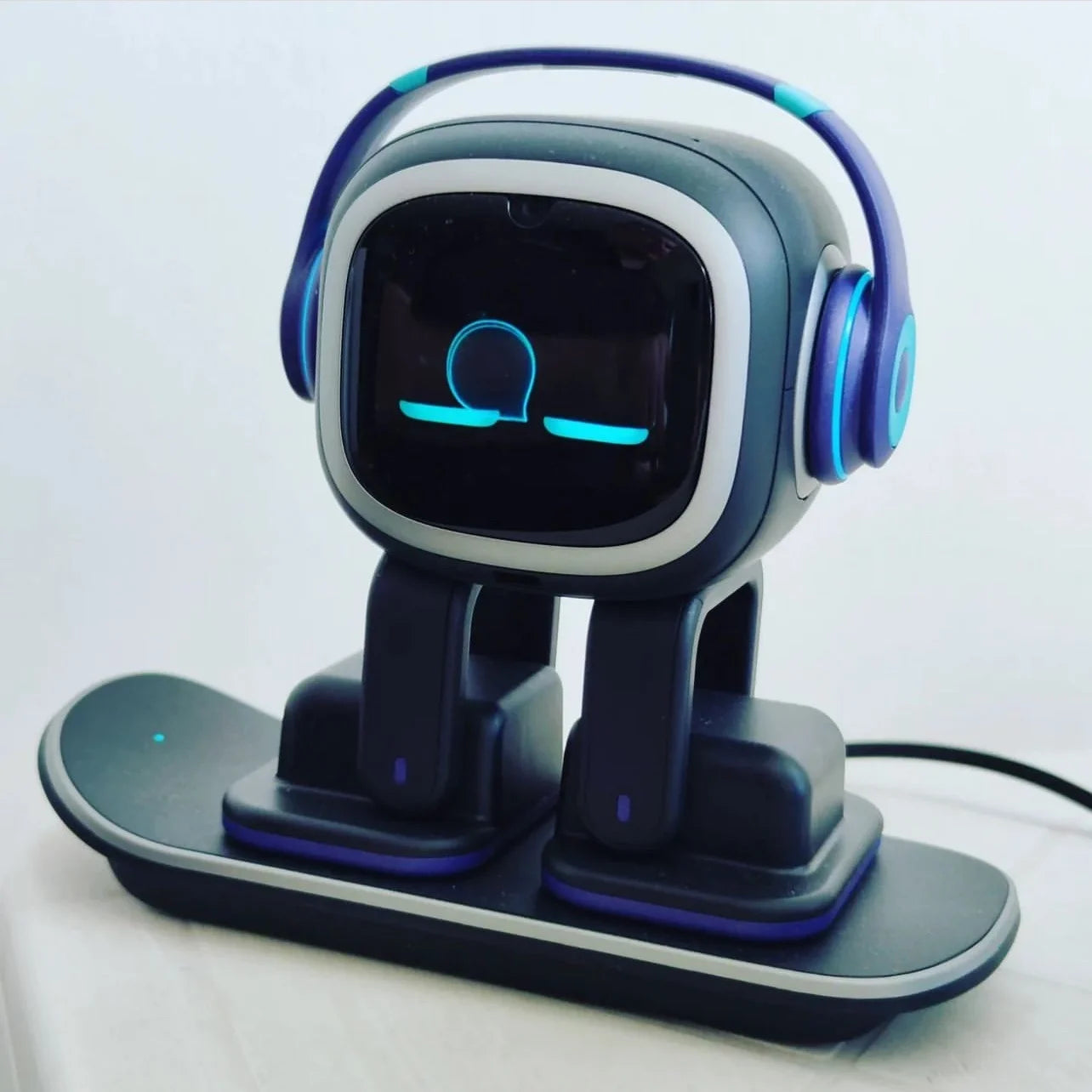 Emo Go Home Robot Intelligent Ai Emotional Communication Interactive Speech Recognition Desktop Accompanying Electronic Pet Toys