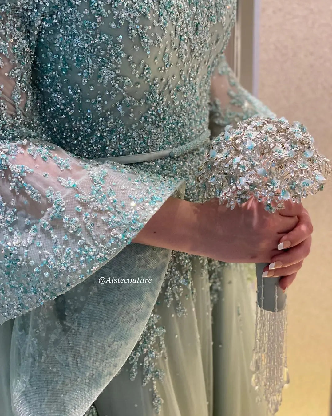 FATAPAESE Luxury Mint Green Wedding Gown with Flowy SleevesOff-Shoulder Customized Glitter Cathedral Tail  فساتين مناسبة رسمية