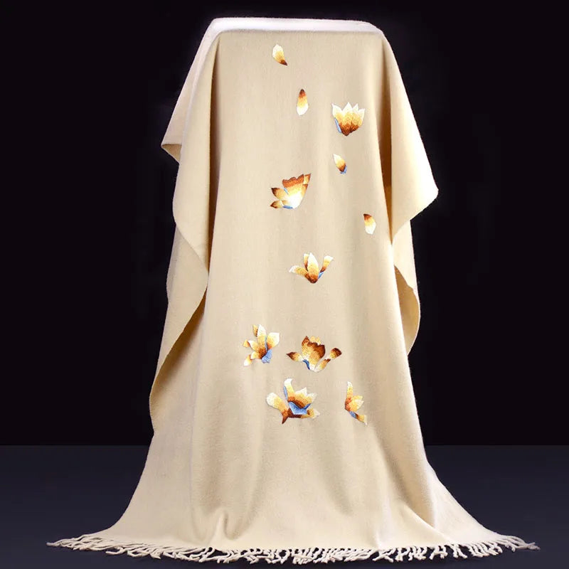 Famous Ancient Embroidery Art New Pure Handmade Su Embroidery Double sided Embroidery Warm Cashmere Shawl Dual purpose Autumn an
