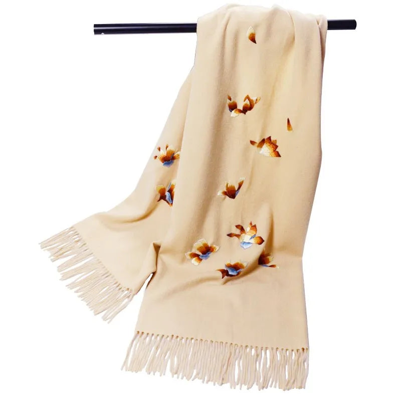 Famous Ancient Embroidery Art New Pure Handmade Su Embroidery Double sided Embroidery Warm Cashmere Shawl Dual purpose Autumn an