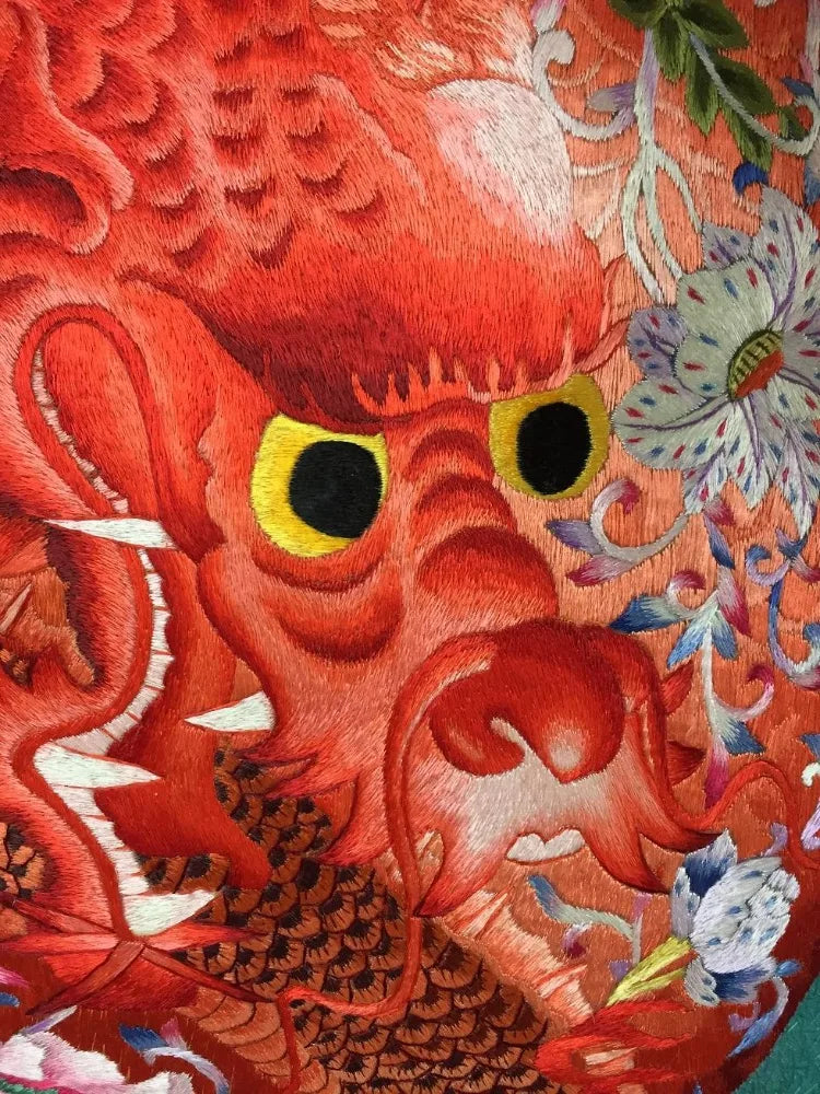 Fine Chinese handmade silk embroidery art dragon vase painting wall decor Suzhou Embroidery